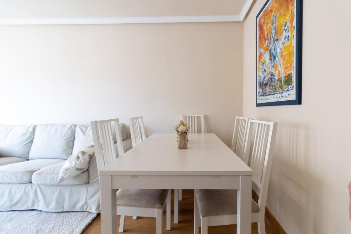 Apartamento Centro Gijon Con Parking Apartment ภายนอก รูปภาพ