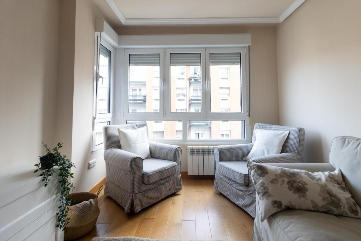 Apartamento Centro Gijon Con Parking Apartment ภายนอก รูปภาพ
